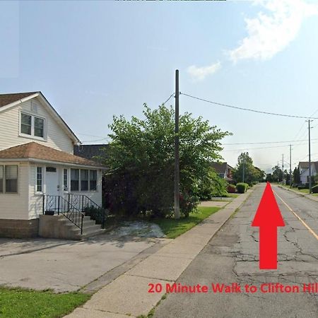 Cozy 3 Bedroom Downtown Cottage With Complimentary Breakfast Delivered Daily To The Rental Niagara Falls Exteriér fotografie