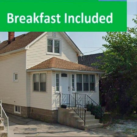 Cozy 3 Bedroom Downtown Cottage With Complimentary Breakfast Delivered Daily To The Rental Niagara Falls Exteriér fotografie