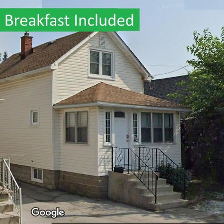 Cozy 3 Bedroom Downtown Cottage With Complimentary Breakfast Delivered Daily To The Rental Niagara Falls Exteriér fotografie