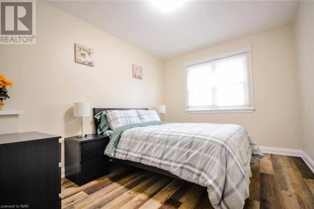 Cozy 3 Bedroom Downtown Cottage With Complimentary Breakfast Delivered Daily To The Rental Niagara Falls Exteriér fotografie
